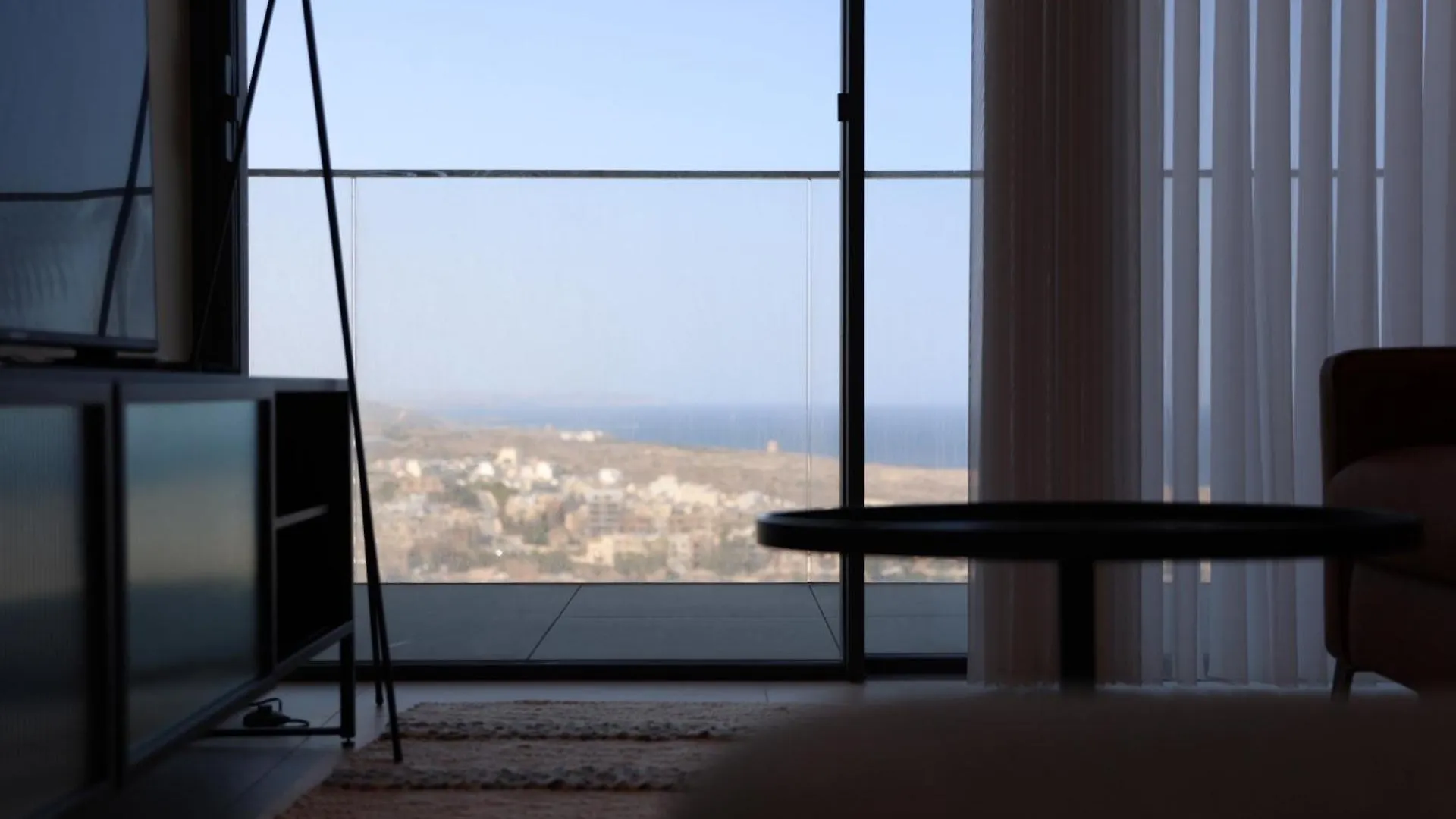 Apartment Luxury High Floor Suite, Mercury Towers Saint Julian's