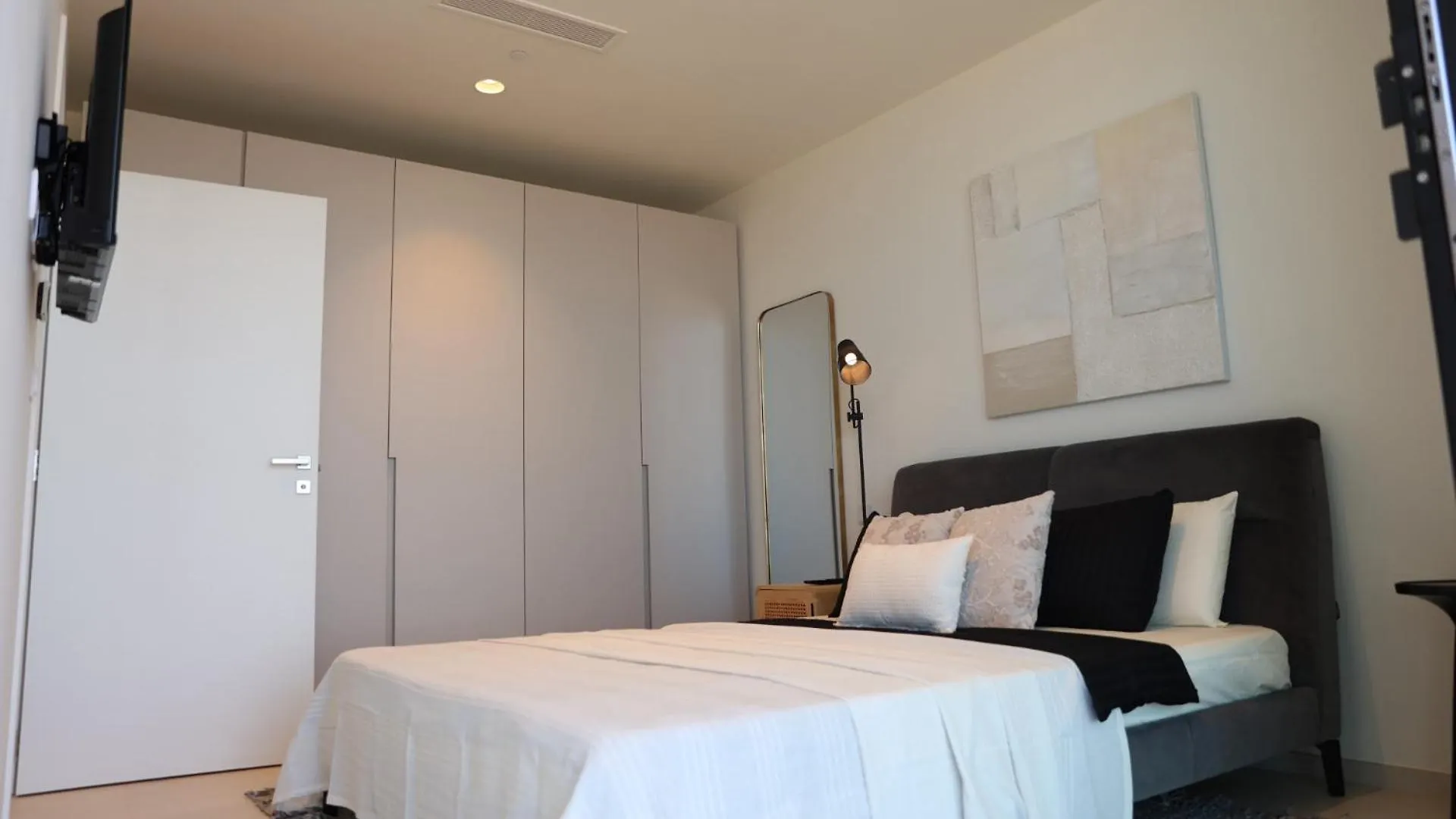 Apartment Luxury High Floor Suite, Mercury Towers Saint Julian's